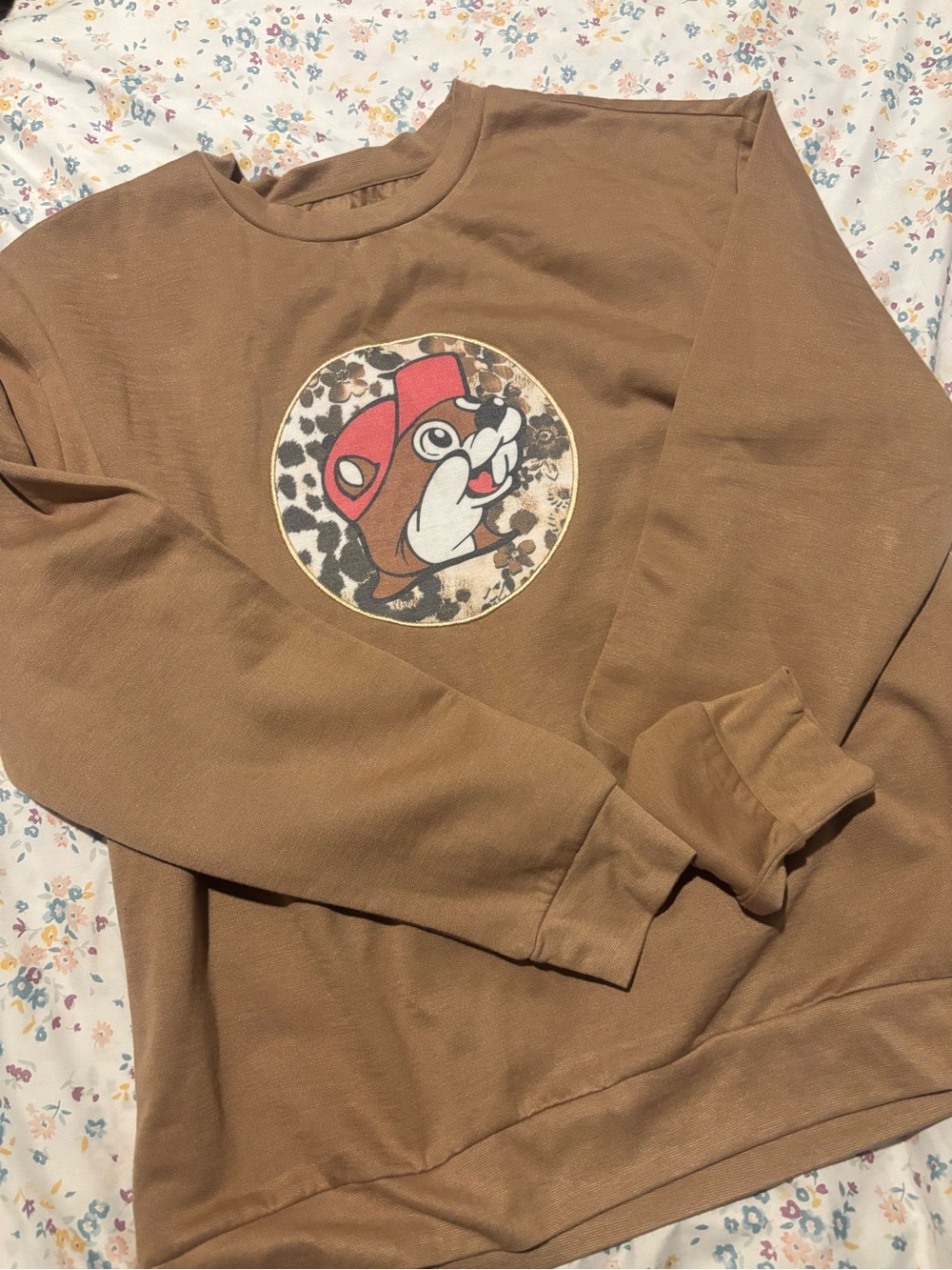 Buc-ee’s women’s sweater